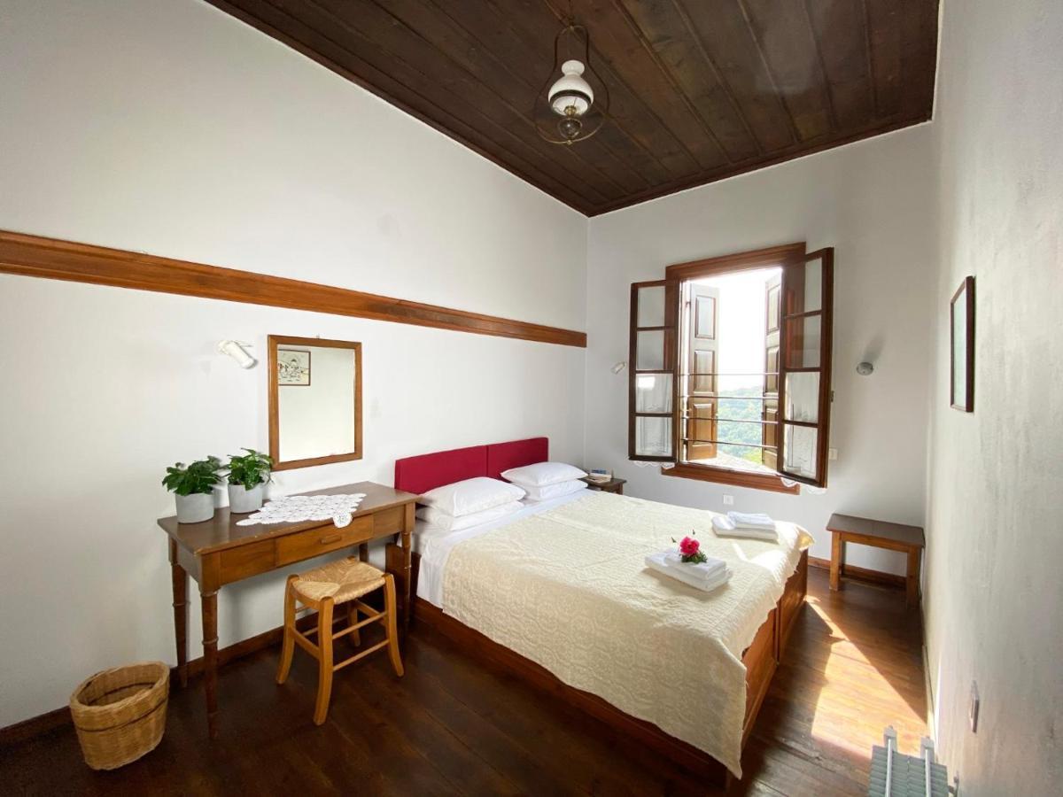 Hotel Alatinos Pinakátai Esterno foto